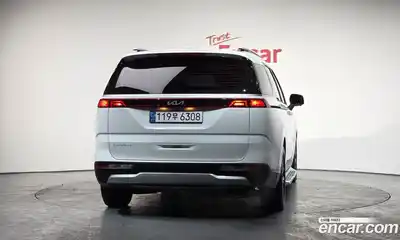 Kia Canival 2023 3.5 Автомат в Москве № 14369, миниатюра 3