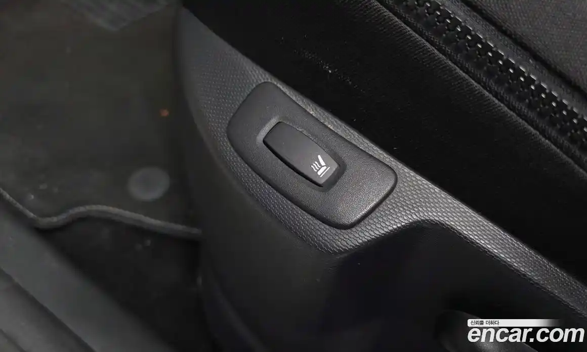 Renault QM3 2015 1.5 Автомат в Москве № 149296, фото 15