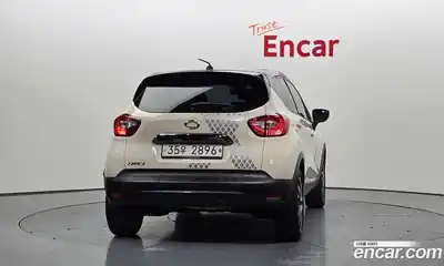 Renault QM3 2015 1.5 Автомат в Москве № 149296, миниатюра 2