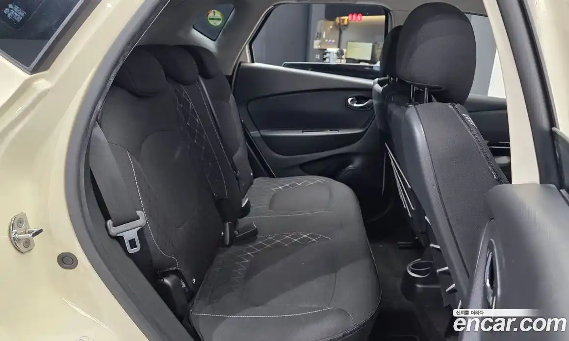 Renault QM3 2015 1.5 Автомат в Москве № 149296, фото 5