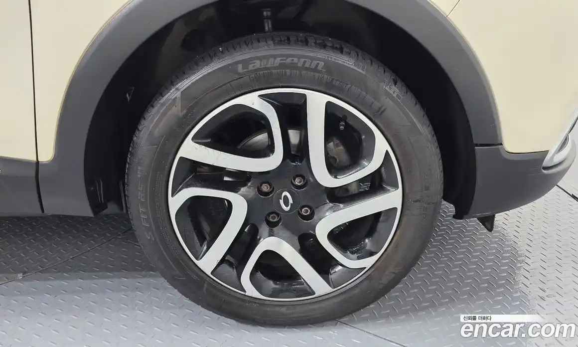 Renault QM3 2015 1.5 Автомат в Москве № 149296, фото 7