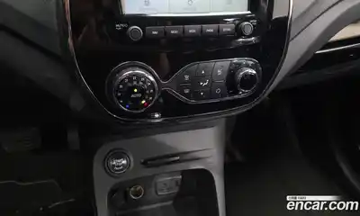 Renault QM3 2015 1.5 Автомат в Москве № 149296, миниатюра 10