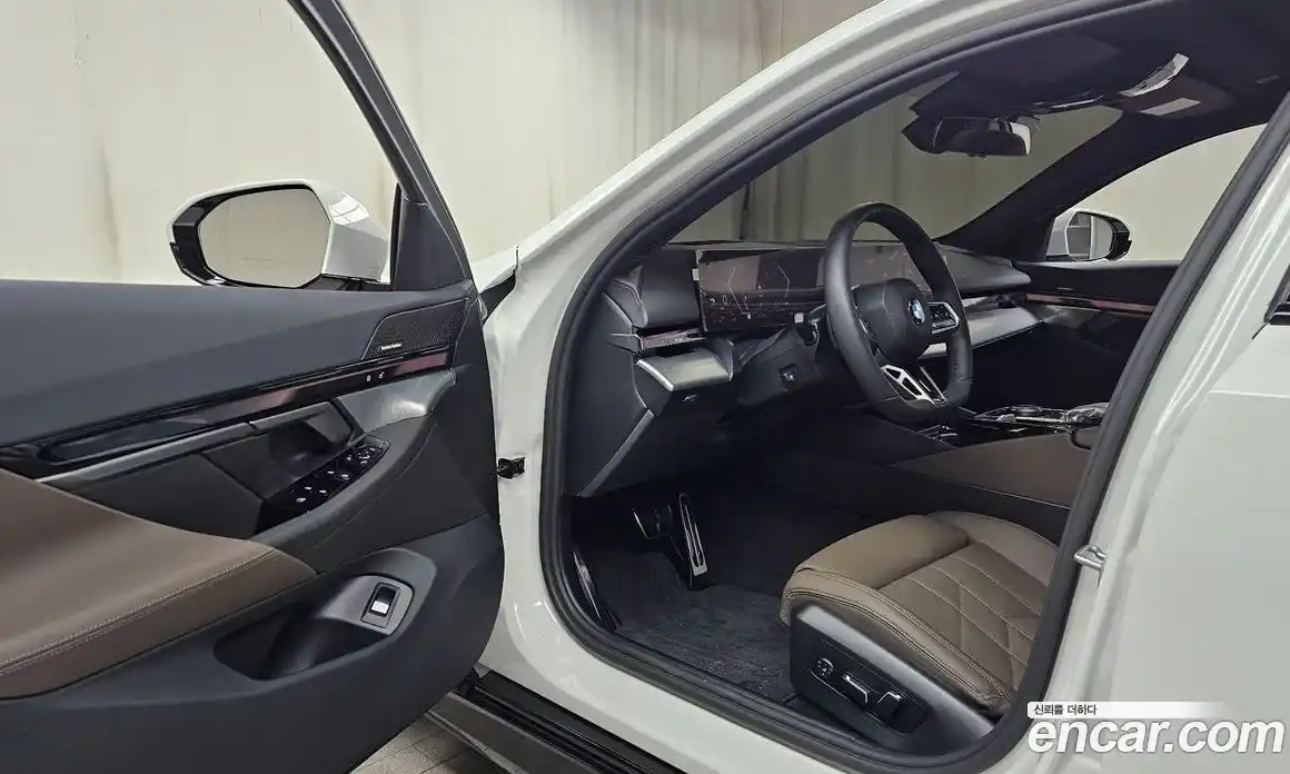 BMW 5-Series 2025 2.0 Автомат в Москве № 153374, фото 7