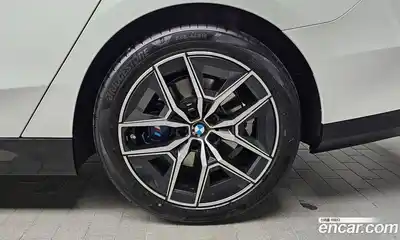 BMW 5-Series 2025 2.0 Автомат в Москве № 153374, миниатюра 10