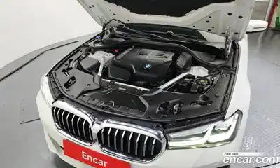 BMW 5-Series 2022 2.0 Автомат в Москве № 157035, миниатюра 11