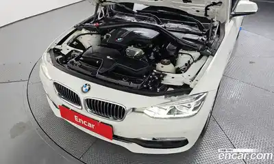 BMW 3-Series 2018 2.0 Автомат в Москве № 159287, миниатюра 11