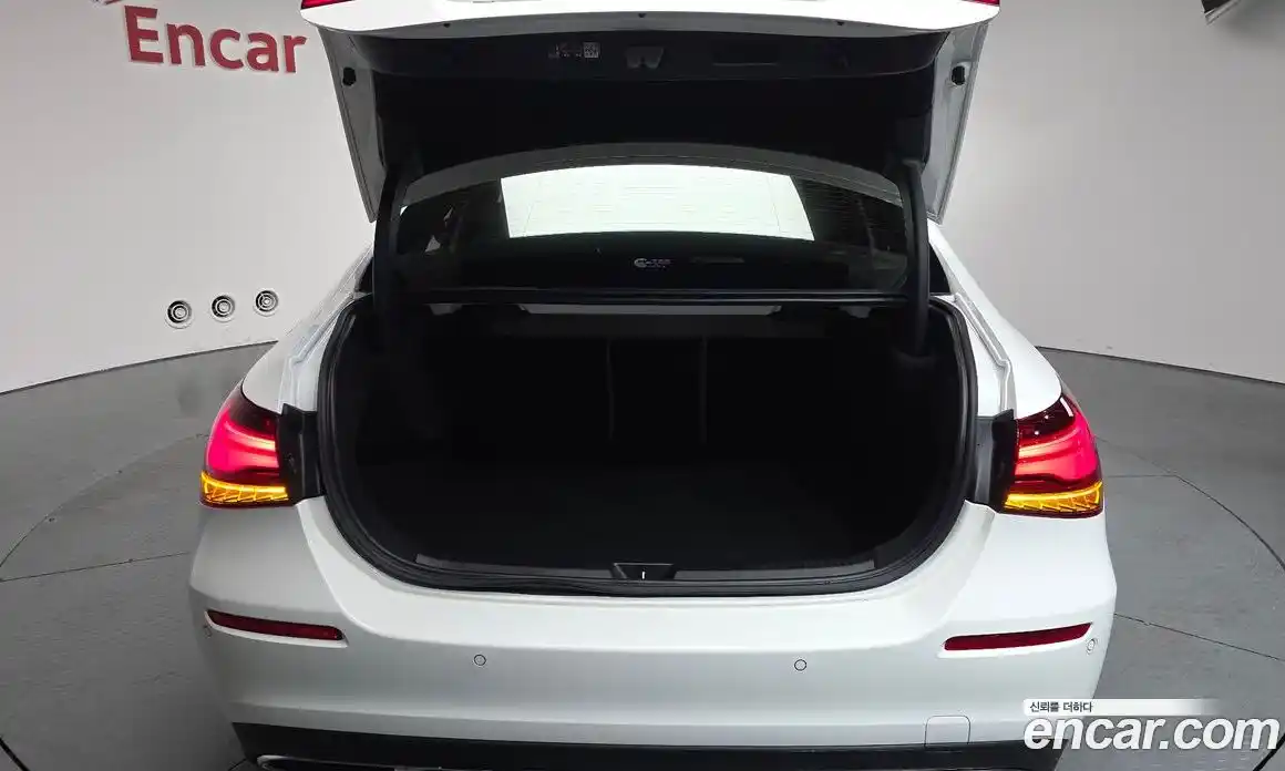 Mercedes-Benz A-Class 2024 2.0 Автомат в Москве № 160182, фото 4