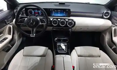 Mercedes-Benz A-Class 2024 2.0 Автомат в Москве № 160182, миниатюра 8