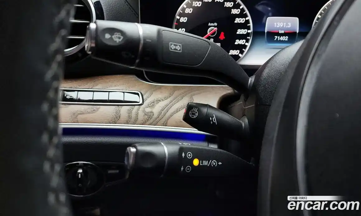 Mercedes-Benz E-Class 2018 2.0 Автомат в Москве № 160960, фото 20