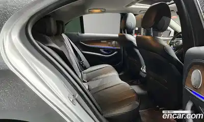 Mercedes-Benz E-Class 2018 2.0 Автомат в Москве № 160960, миниатюра 9