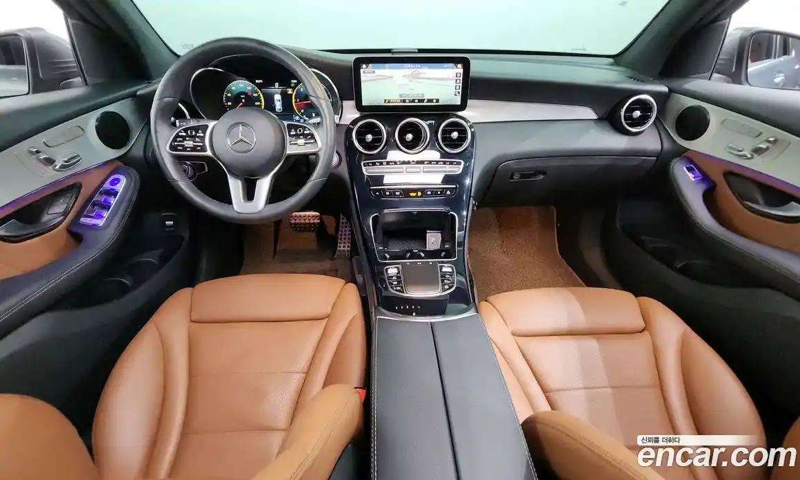 Mercedes-Benz GLC-Class 2020 1.9 Автомат в Москве № 161193, фото 1