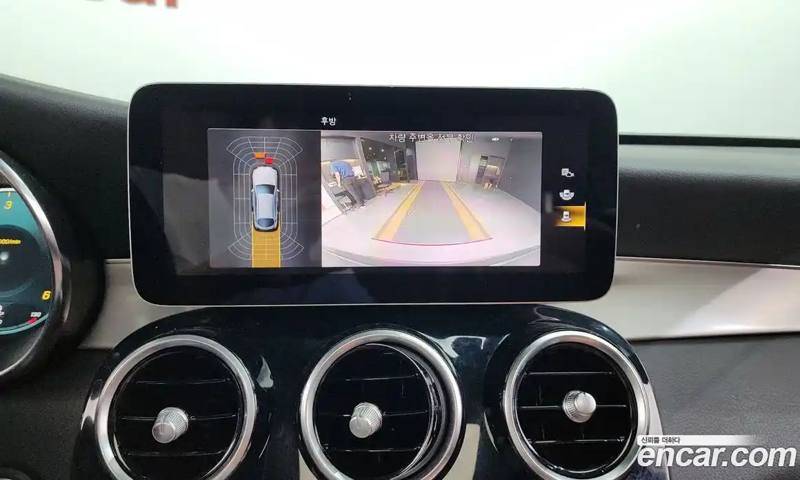 Mercedes-Benz GLC-Class 2020 1.9 Автомат в Москве № 161193, фото 19