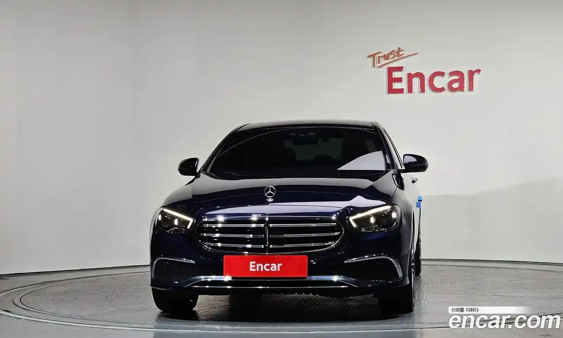 Mercedes-Benz E-Class 2021 2.0 Автомат в Москве № 161645, фото 12