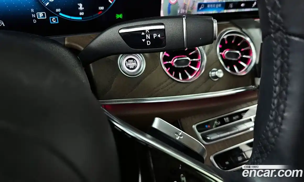 Mercedes-Benz E-Class 2021 2.0 Автомат в Москве № 161645, фото 9