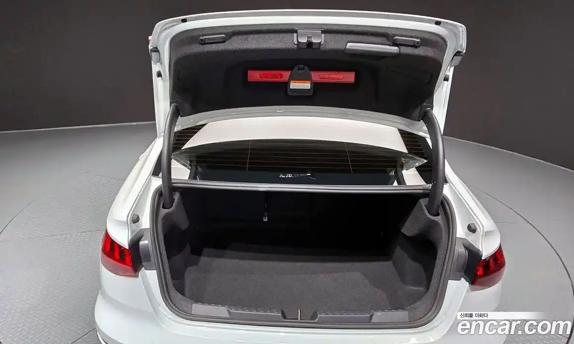 Audi A3 2024 2.0 Автомат в Москве № 162310, фото 15