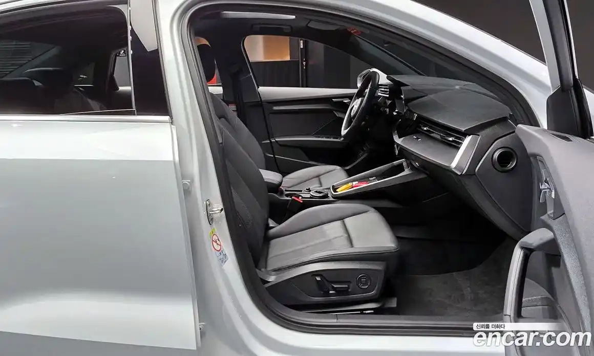 Audi A3 2024 2.0 Автомат в Москве № 162310, фото 4