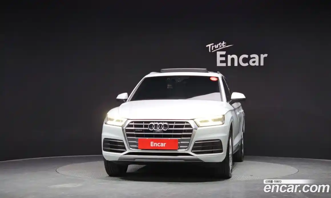 Audi Q5 2020 2.0 Автомат в Москве № 163668, фото 16