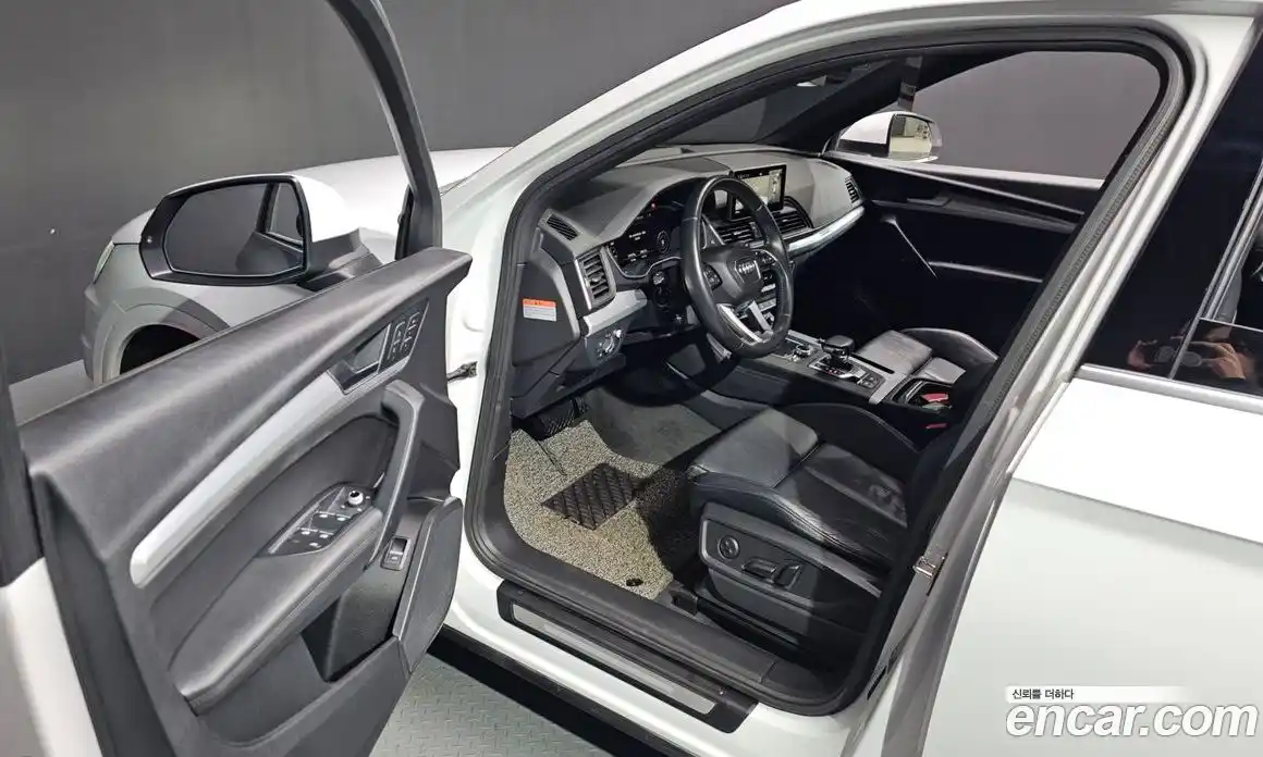 Audi Q5 2020 2.0 Автомат в Москве № 163668, фото 10