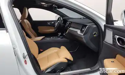 Volvo V60 2020 2.0 Автомат в Москве № 164448, миниатюра 5