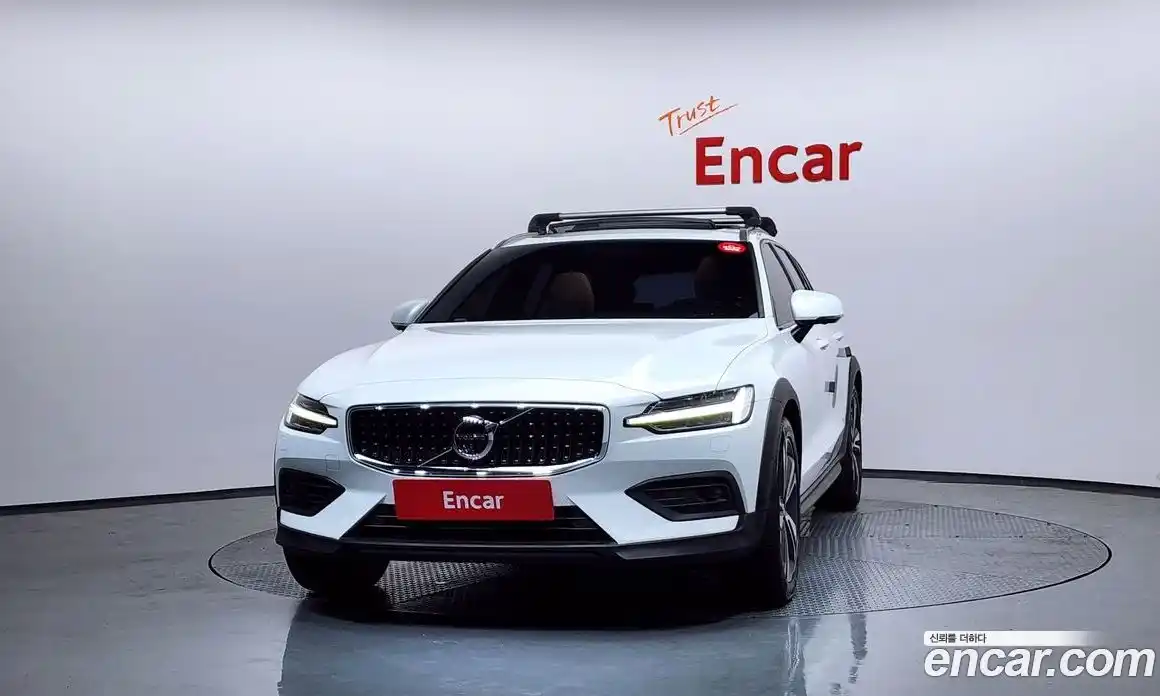 Volvo V60 2020 2.0 Автомат в Москве № 164448, фото 7