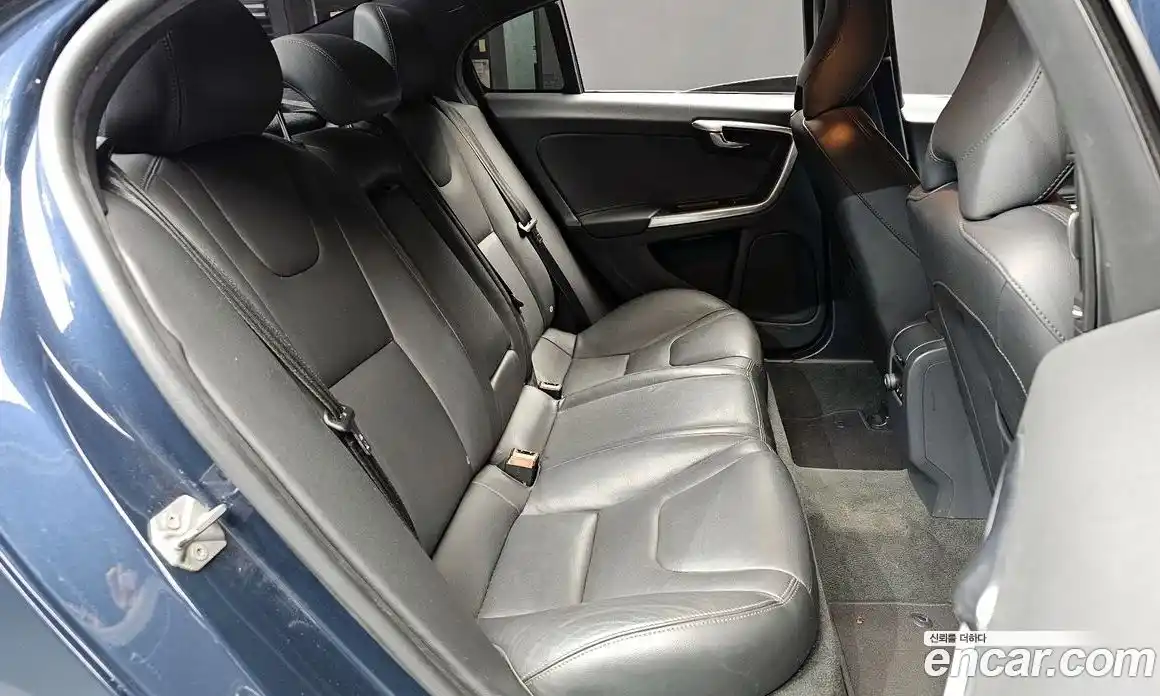 Volvo S60 2015 2.0 Автомат в Москве № 164668, фото 17