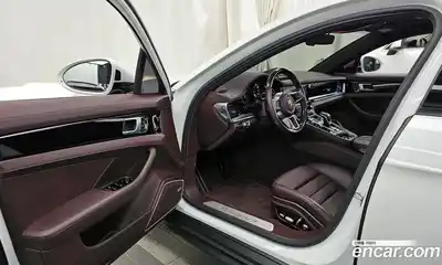 Porsche Panamera, 2020