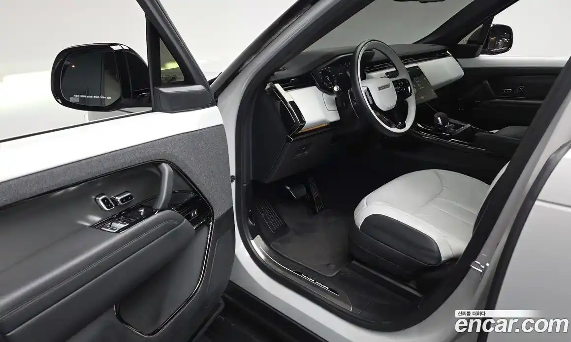 Land Rover Range-Rover Sport 2025 3.0 Автомат в Москве № 166027, фото 13