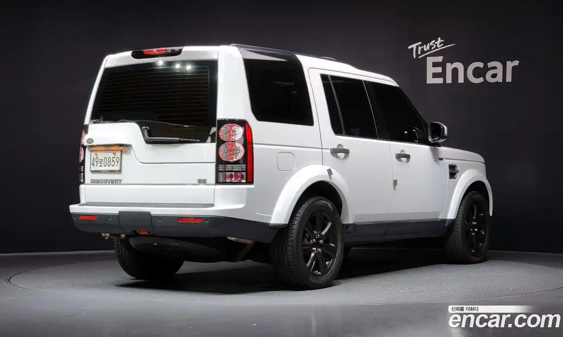 Land Rover Discovery 2016 3.0 Автомат в Москве № 166312, фото 19