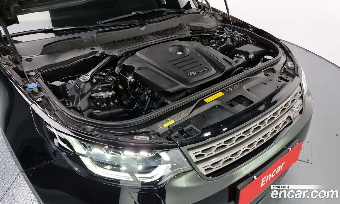 Land Rover Discovery 2019 2.0 Автомат в Москве № 166324, фото 12