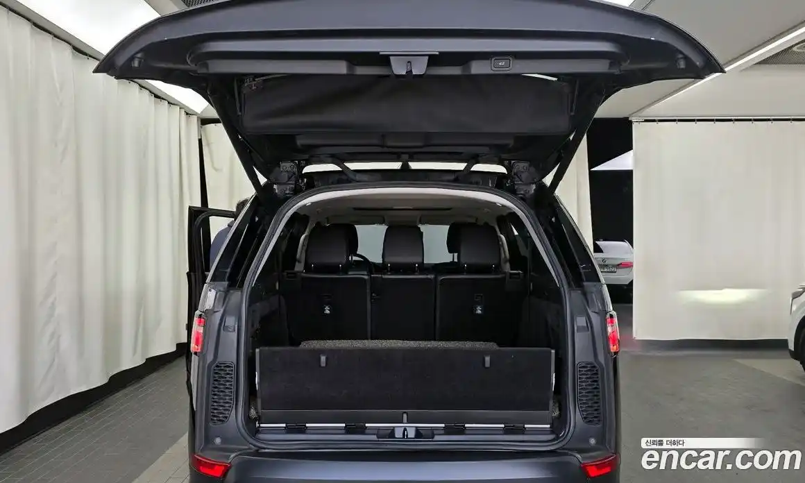 Land Rover Discovery 2017 3.0 Автомат в Москве № 166713, фото 12