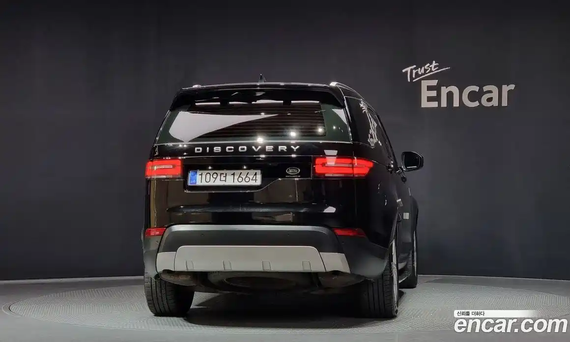 Land Rover Discovery 2017 3.0 Автомат в Москве № 166713, фото 19