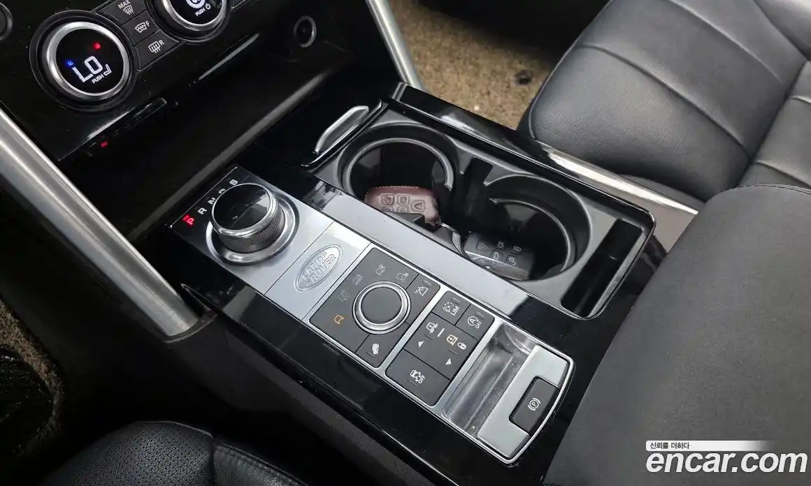 Land Rover Discovery 2017 3.0 Автомат в Москве № 166713, фото 4