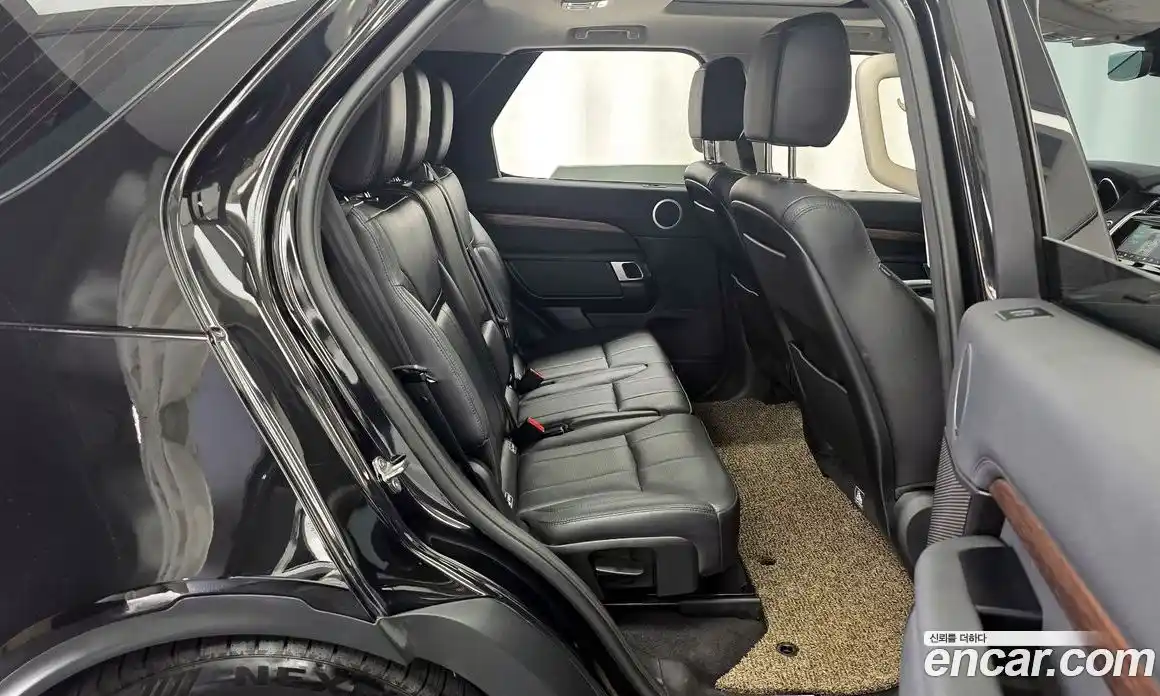 Land Rover Discovery 2017 3.0 Автомат в Москве № 166713, фото 9