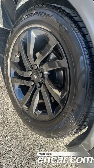 Land Rover Discovery 2018 3.0 Автомат в Москве № 166887, фото 16