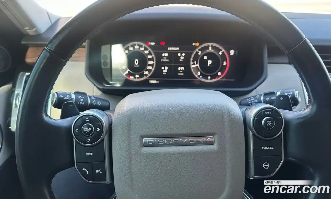 Land Rover Discovery 2018 3.0 Автомат в Москве № 166887, фото 17