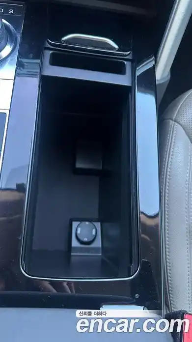 Land Rover Discovery 2018 3.0 Автомат в Москве № 166887, миниатюра 2