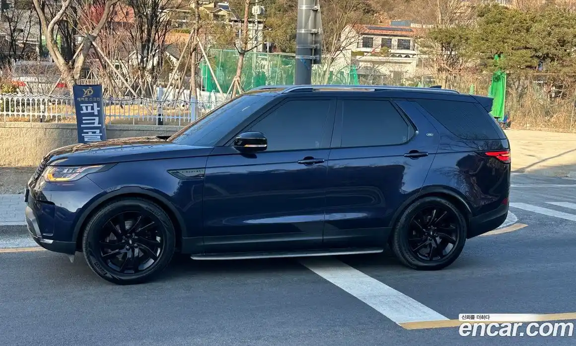 Land Rover Discovery 2018 3.0 Автомат в Москве № 166887, фото 3