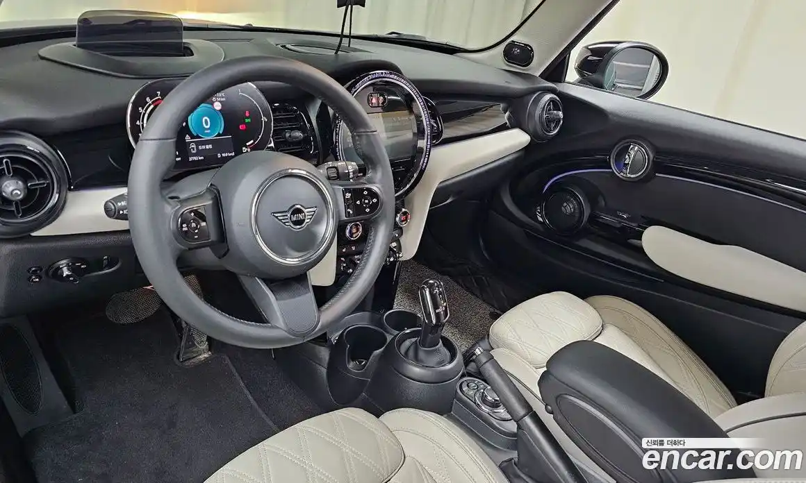 Mini Cooper 2023 2.0 Автомат в Москве № 167064, фото 18