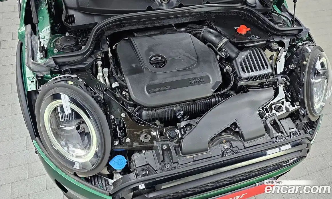 Mini Cooper 2023 2.0 Автомат в Москве № 167064, фото 9