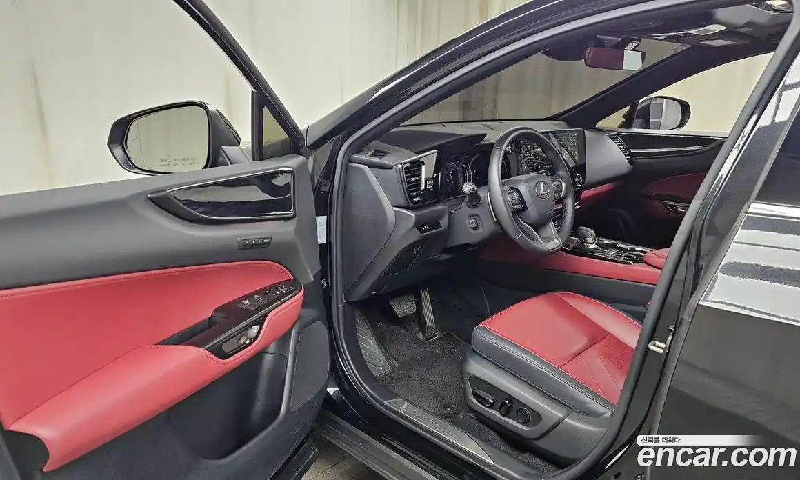 Lexus NX 2025 2.5 Автомат в Москве № 167998, фото 8