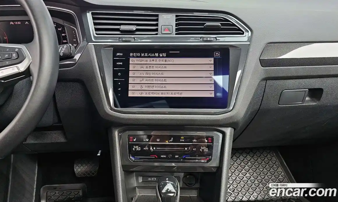 Volkswagen Tiguan 2022 2.0 Автомат в Москве № 168487, фото 18