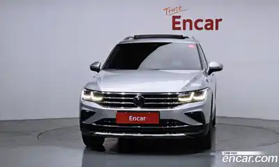 Volkswagen Tiguan 2022 2.0 Автомат в Москве № 168487, миниатюра 10