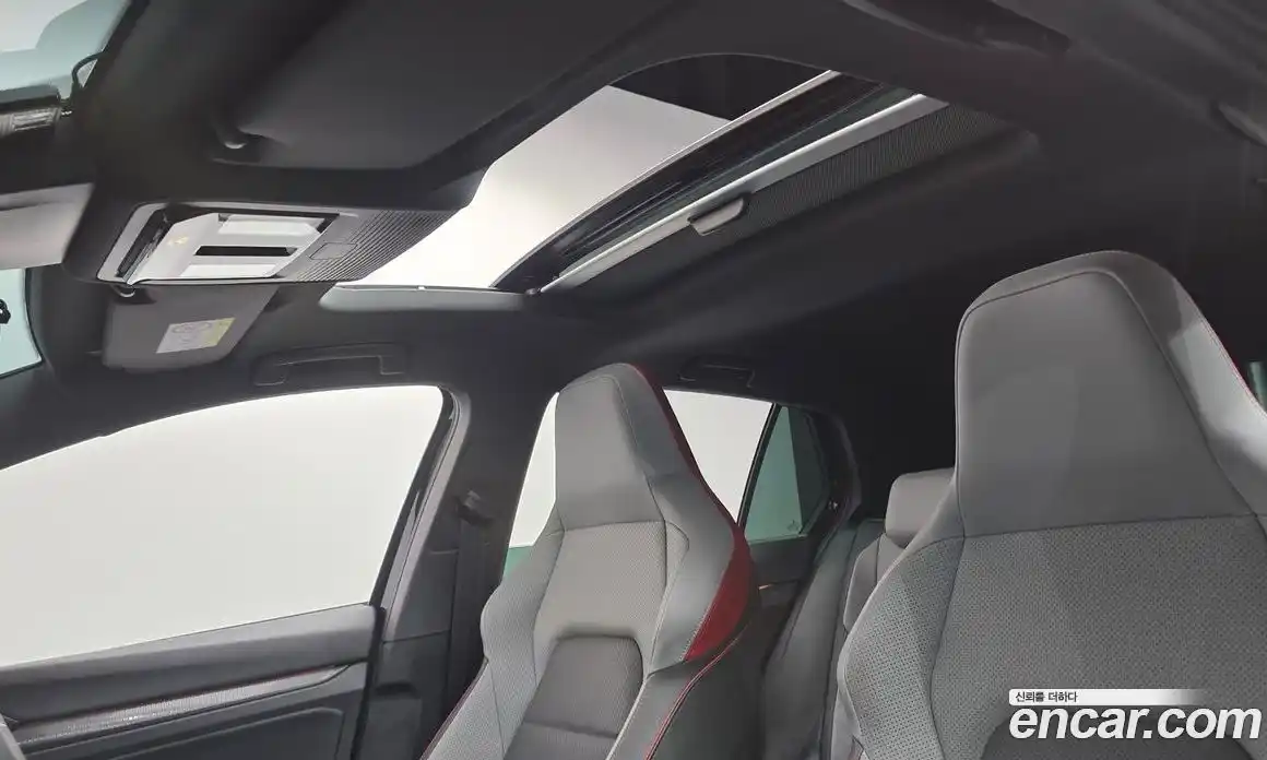 Volkswagen Golf 2022 2.0 Автомат в Москве № 168668, фото 19