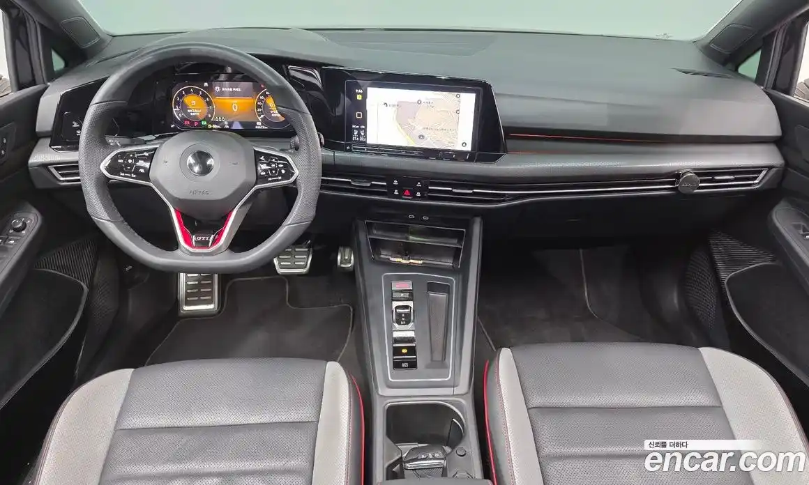 Volkswagen Golf 2022 2.0 Автомат в Москве № 168668, фото 3