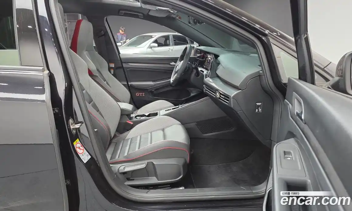 Volkswagen Golf 2022 2.0 Автомат в Москве № 168668, фото 9