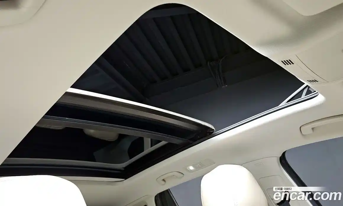 Volkswagen Tiguan 2021 2.0 Автомат в Москве № 168886, фото 5