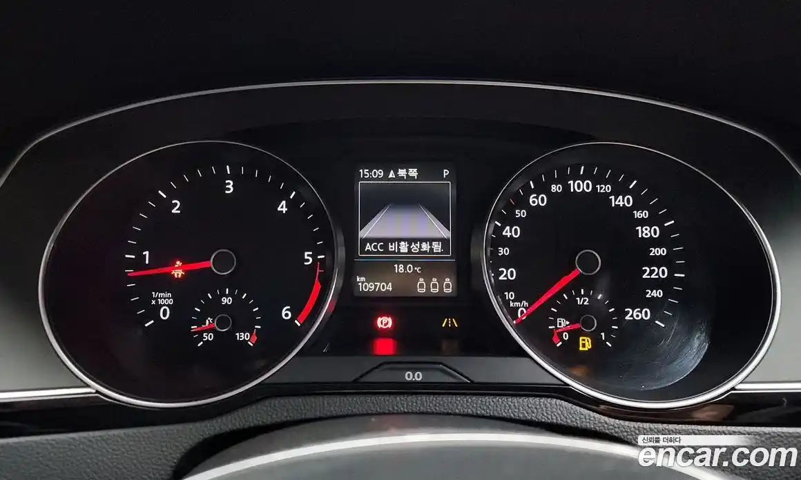 Volkswagen Passat 2018 2.0 Автомат в Москве № 168937, фото 14