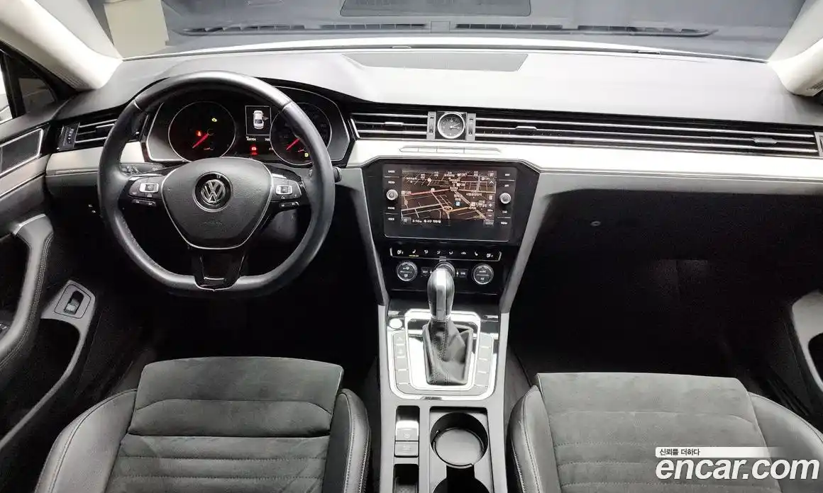 Volkswagen Passat 2018 2.0 Автомат в Москве № 168937, фото 19