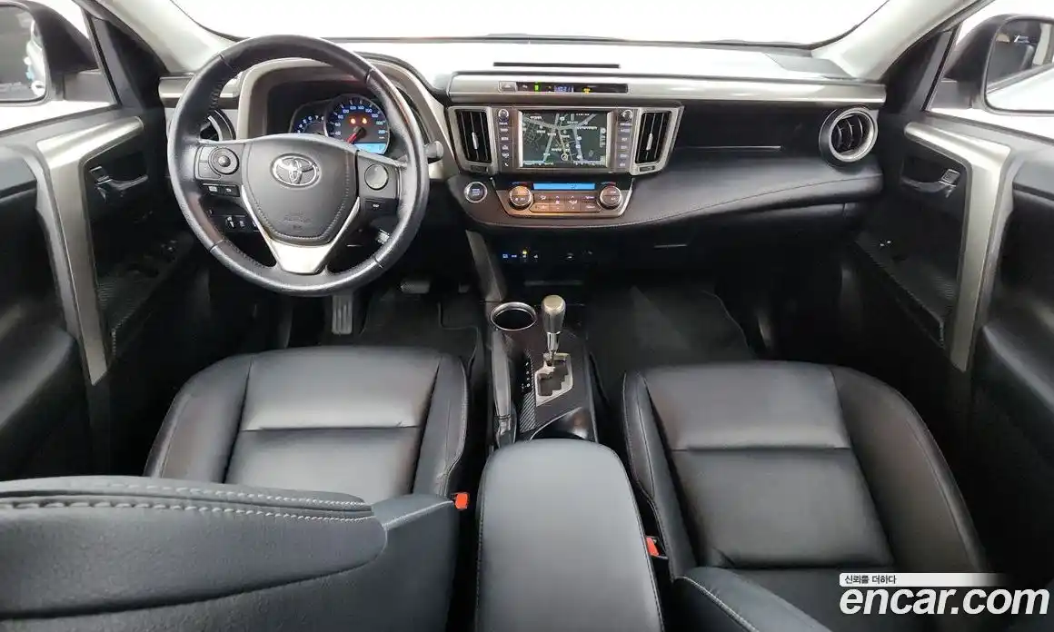 Toyota RAV4 2013 2.5 Автомат в Москве № 170208, фото 20