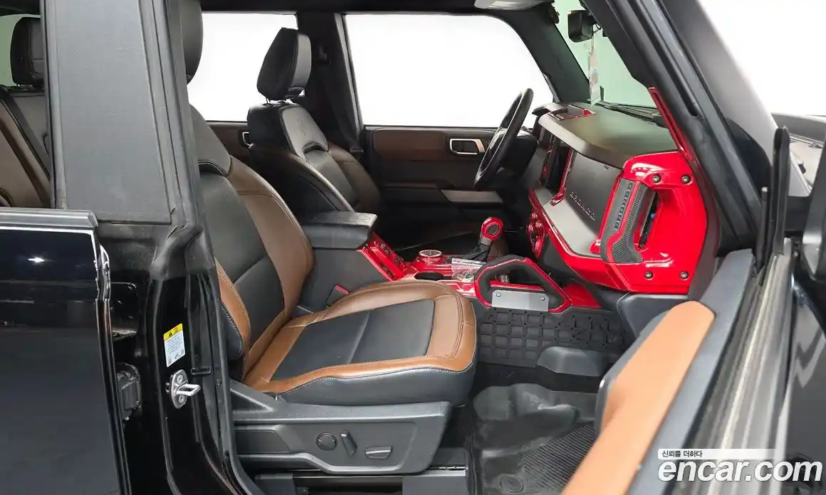 Ford Bronco 2022 2.7 Автомат в Москве № 170763, фото 15